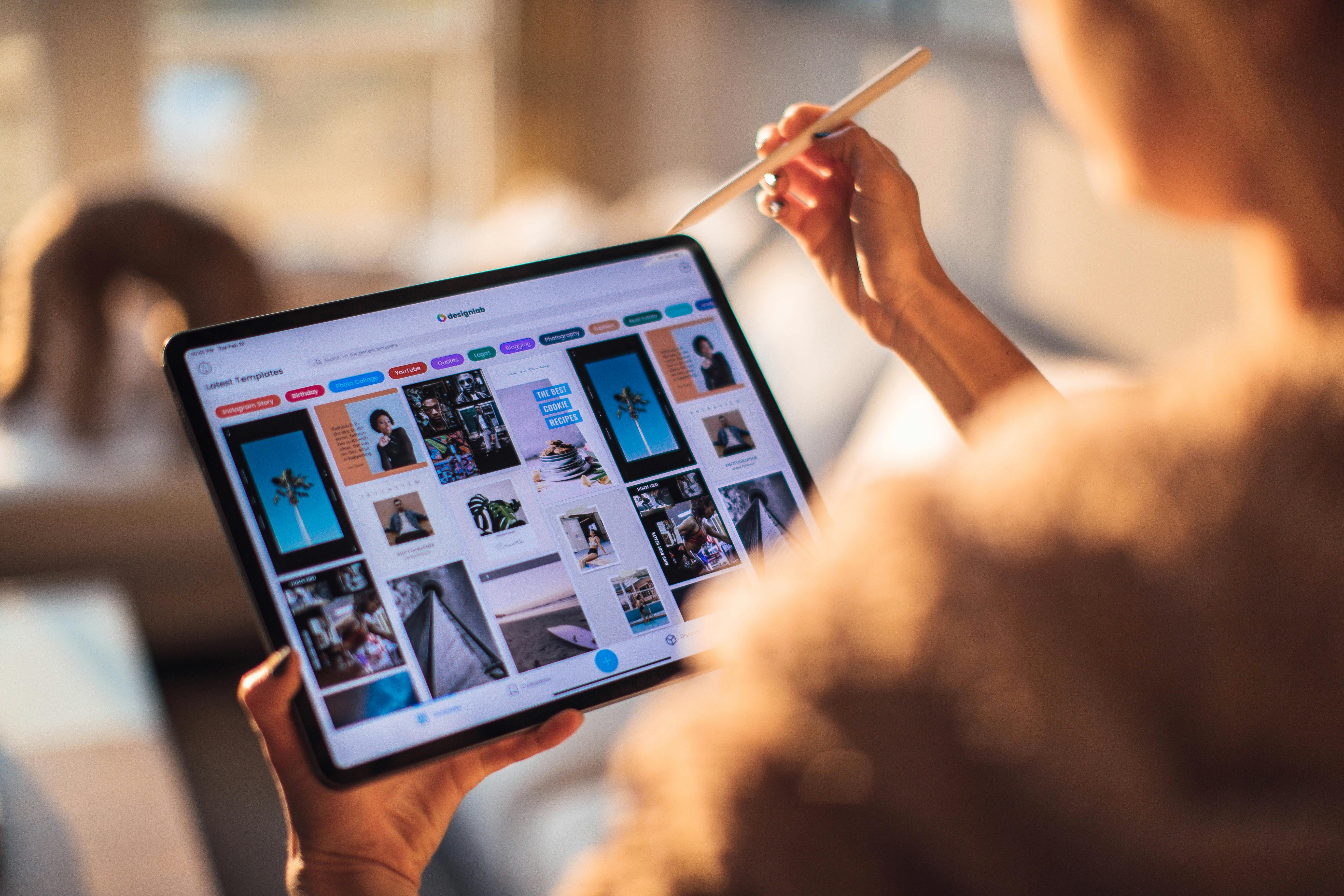 UP2YOU - Bridging Gaps: Digital Skills for Civil Society